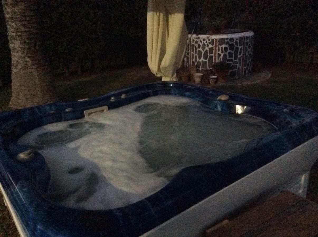 Chalet Piscina Jakuzzi Sevilla Hacienda de Tarazona Ngoại thất bức ảnh